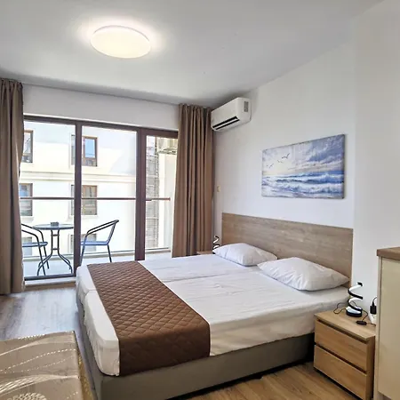 Apart-hotel Cabacum Pleasure Beachfront - 50m To And Pool Varna