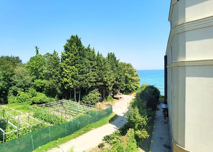 Apart Otel Cabacum Pleasure Beachfront Varna